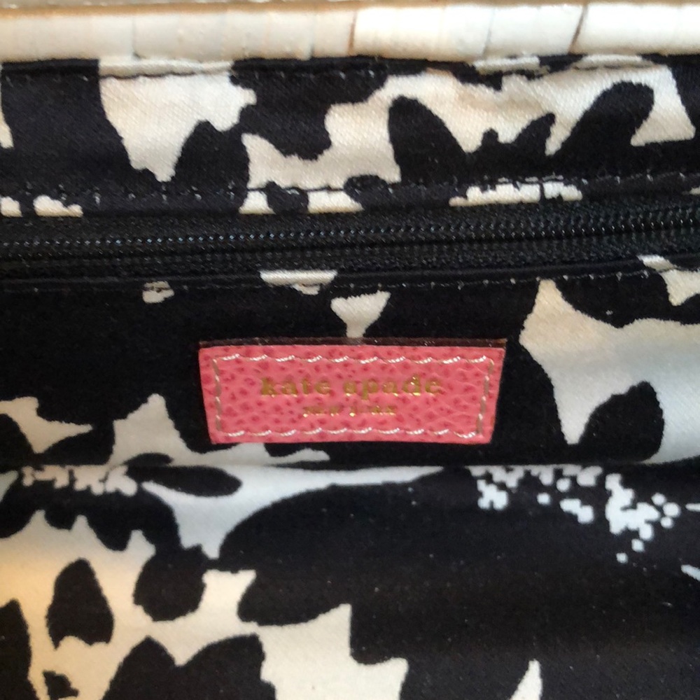 Handbag - Picture 3 of 8